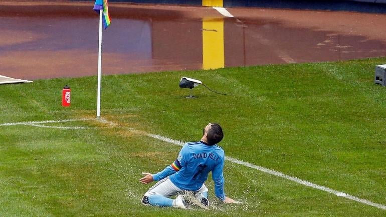 David Villa cracks 50-plus goals, Tim Howard shines and the best of the MLS weekend