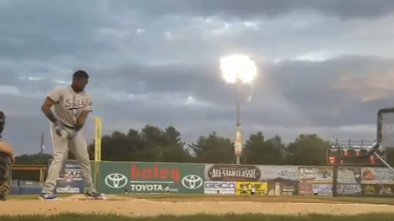 Cubs prospect Eloy Jimenez pulled a Roy Hobbs during a home run derby