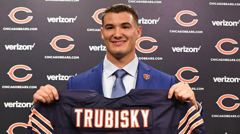 2017 Fantasy Football Draft Prep: Bears hope the future comes sooner or later with Mitchell Trubisky
