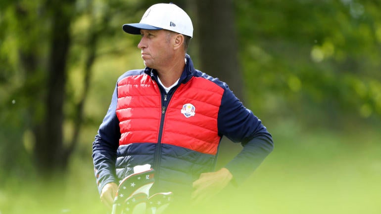 Longtime Phil Mickelson caddie Jim 'Bones' Mackay makes his move to TV