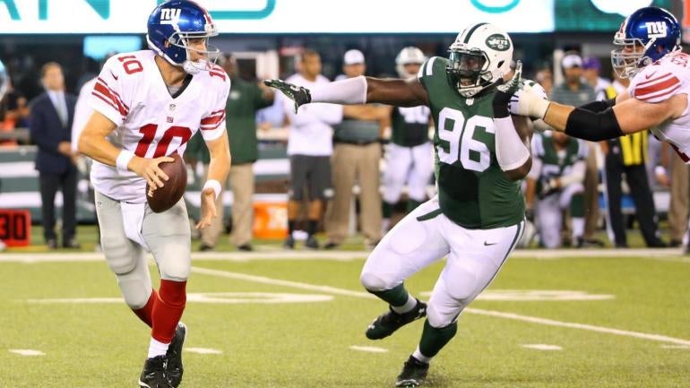 Muhammad Wilkerson puts 'red dot' on Giants lineman after he jabs Jets on Twitter