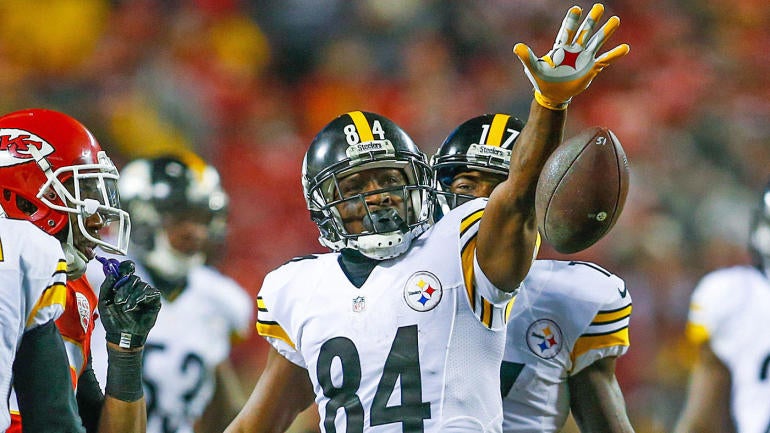 Antonio Brown's birthday celebration feautures $350K Rolls Royce in restaurant