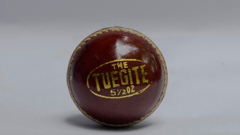 LOOK: Unlucky cricket fan's phone gets destroyed after a ridiculous hit