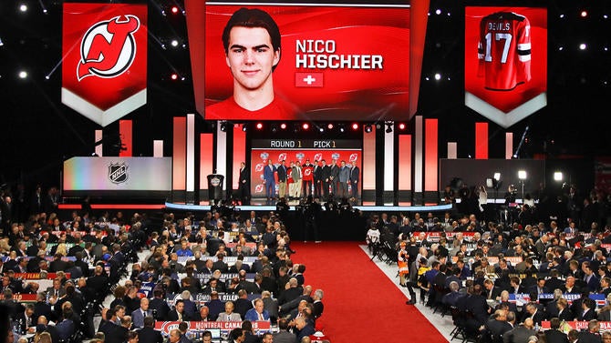 nico-hischier-1400.jpg