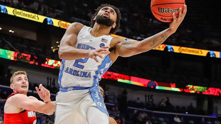 North Carolina vs. Clemson odds: Picks from Vegas legend who's 10-3 on college basketball