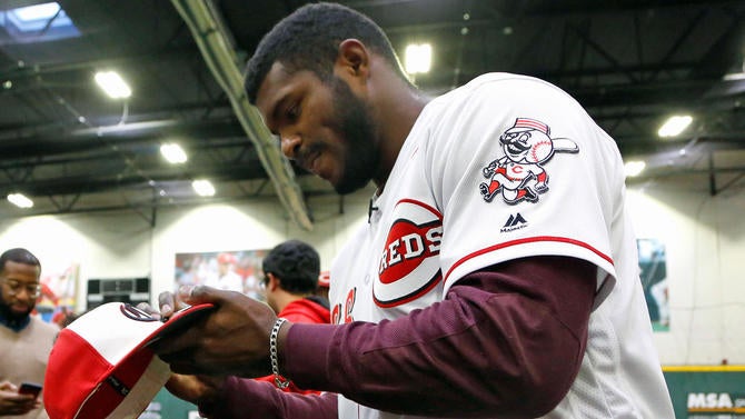 yasiel-puig-reds.jpg