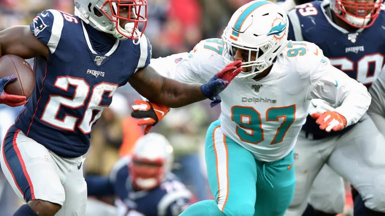 NFL: Miami Dolphins at New England Patriots