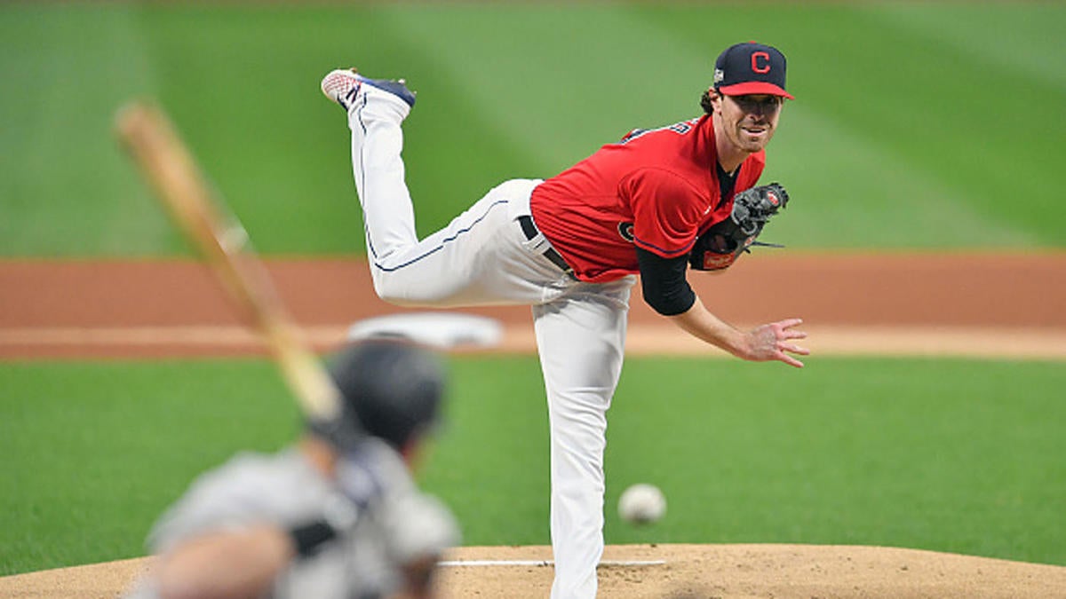 Shane Bieber wins AL Cy Young Award unanimously after dominant 2020 season - NewsOpener Shane Bieber wins AL Cy Young Award unanimously after dominant 2020 season