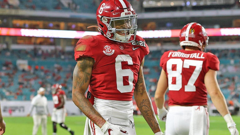 devonta-smith-alabama-3.jpg