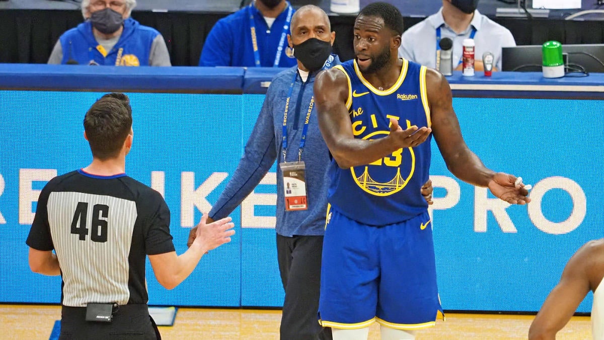 Draymond Green's ejection highlights his value, Warriors go in second-half tank in loss to Knicks - NewsOpener Draymond Green's ejection highlights his value, Warriors go in second-half tank in loss to Knicks