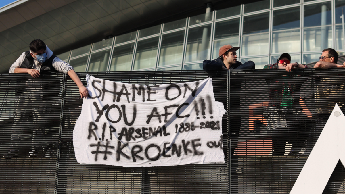 Kroenke family says it will not sell Arsenal as club owners battle to build bridges after Super League fiasco - Kroenke family says it will not sell Arsenal as club owners battle to build bridges after Super League fiasco