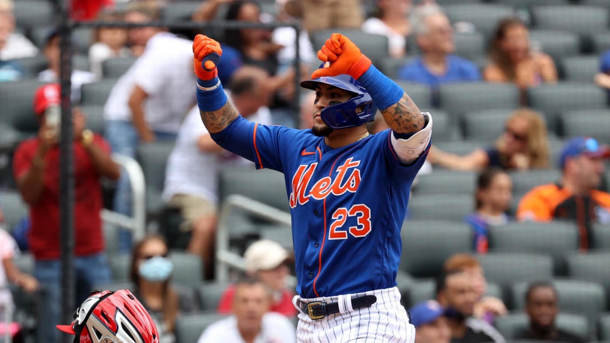 Javier Báez says Mets will no longer use thumbs down gesture: 'If I offended anybody, we apologize' - NewsOpener Javier Báez says Mets will no longer use thumbs down gesture: 'If I offended anybody, we apologize'
