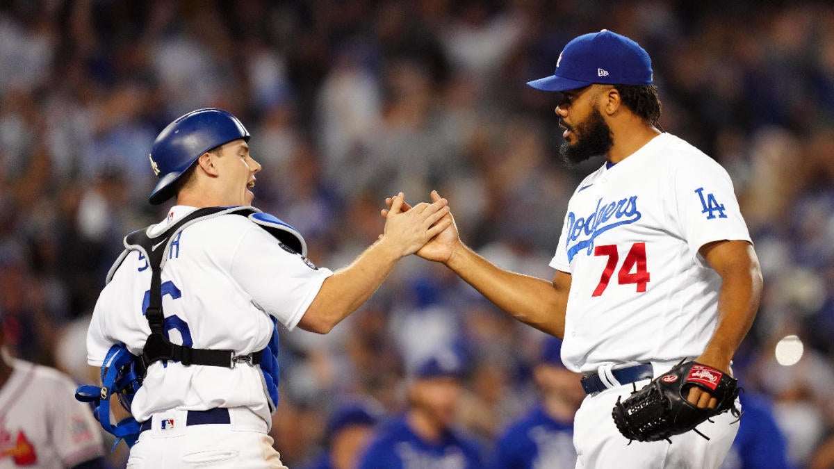 Dodgers vs. Braves: NLCS Game 4 live stream, TV channel, time, odds, pitching matchup for 2021 MLB playoffs - NewsOpener Dodgers vs. Braves: NLCS Game 4 live stream, TV channel, time, odds, pitching matchup for 2021 MLB playoffs