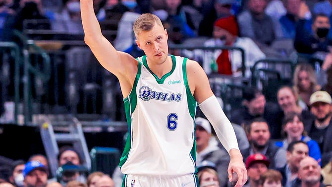 kristaps-porzingis-mavericks-2.jpg