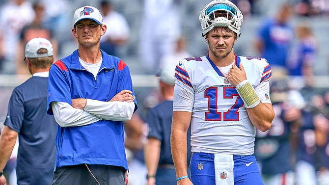ken-dorsey-josh-allen-bills-getty.jpg