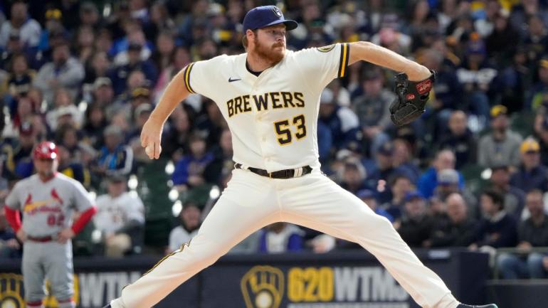 brandon-woodruff-usatsi-brewers.jpg