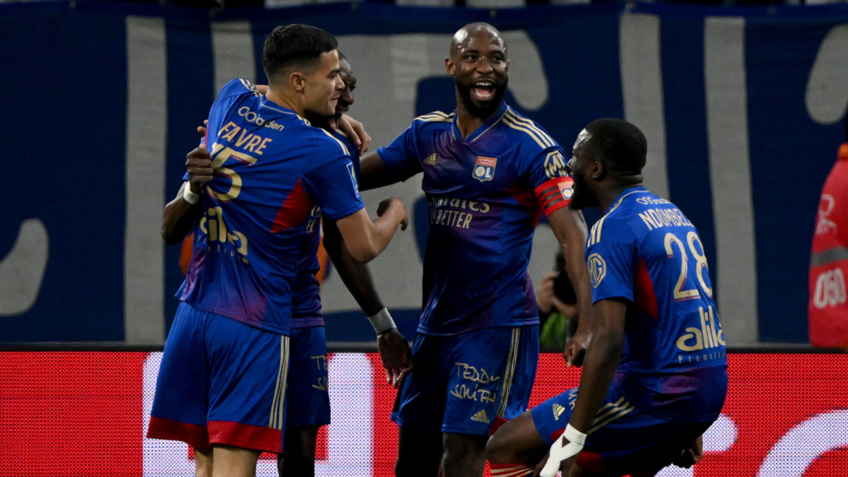 Ligue 1: Lyon's win at Marseille opens door to late European push