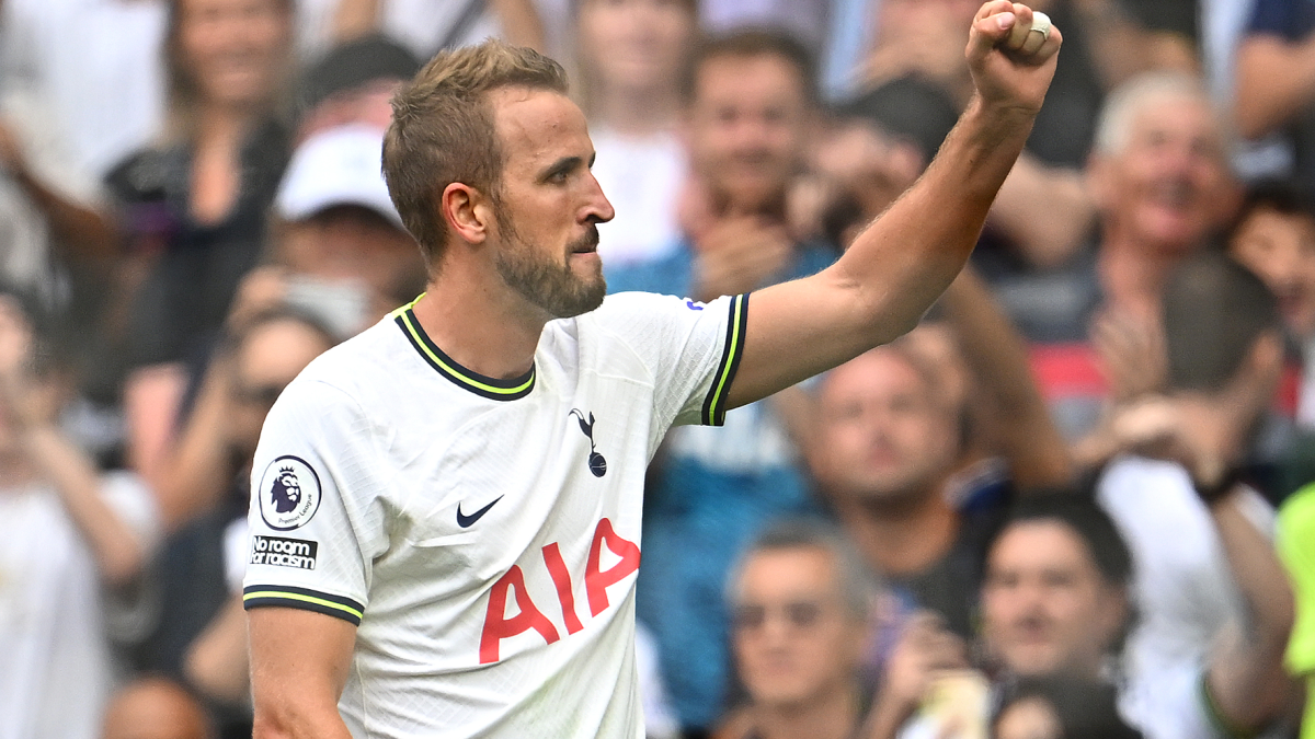 Tottenham vs. Wolves: Harry Kane milestone goal lifts Spurs to victory after poor first half