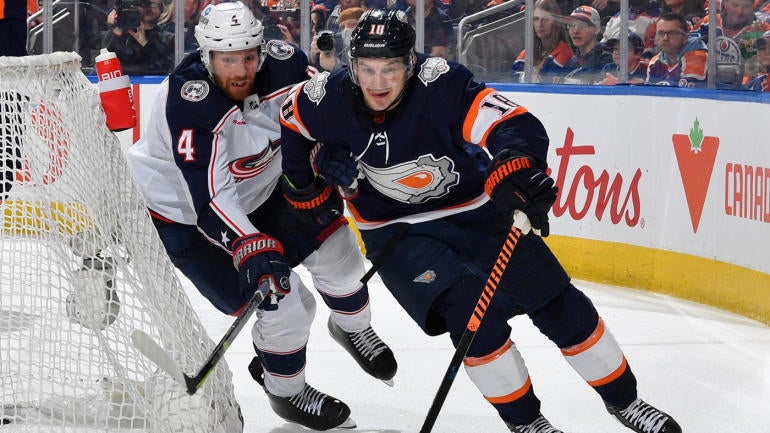 Columbus Blue Jackets v Edmonton Oilers