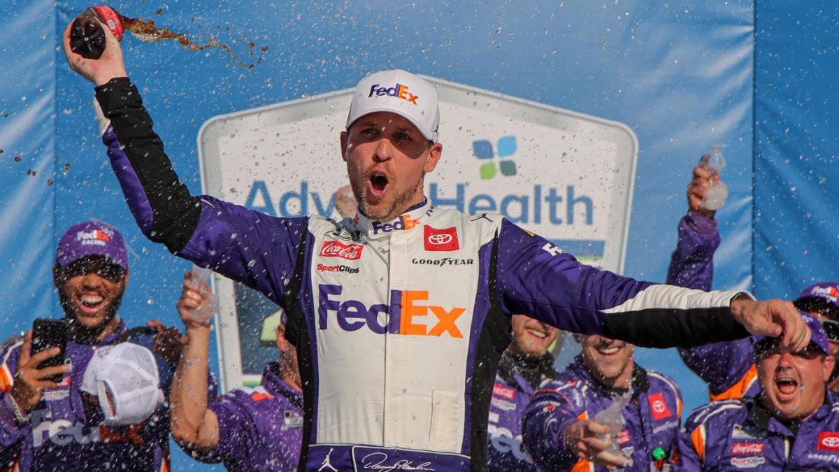 NASCAR At Kansas Results Denny Hamlin Surges Past Kyle Larson With