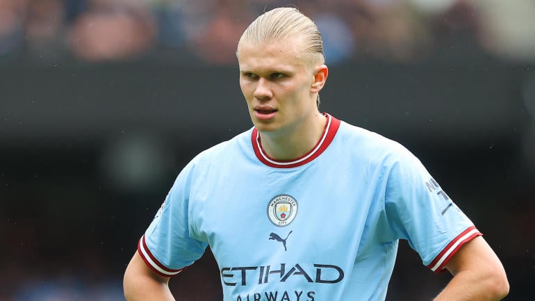 Manchester City v Leeds United - Premier League