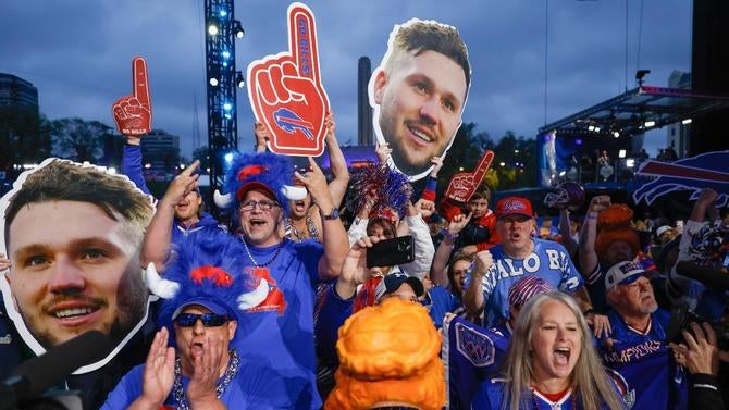 bills-fans.jpg