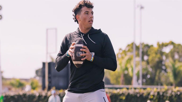 dylan-riola.jpg