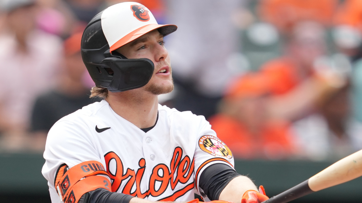 WATCH: Orioles' Gunnar Henderson continues scorching June with record-setting home run to Eutaw Street