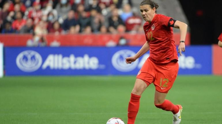 christine-sinclair-canada-usatsi.jpg