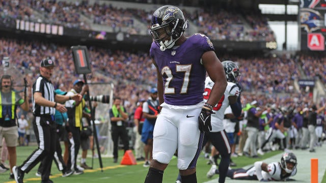 J K Dobbins Suffers Torn Achilles In Ravens Week 1 Win