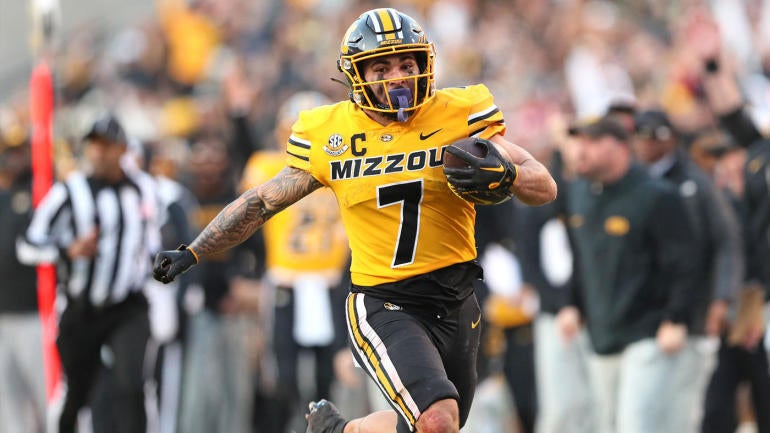 NCAA Football: Missouri at Arkansas