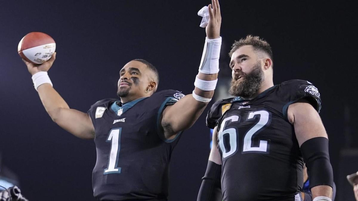 Look Eagles Jalen Hurts Jason Kelce And Brandon Graham Make Cameo