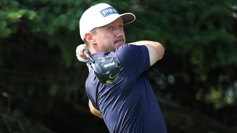mackenzie-hughes-usatsi.jpg
