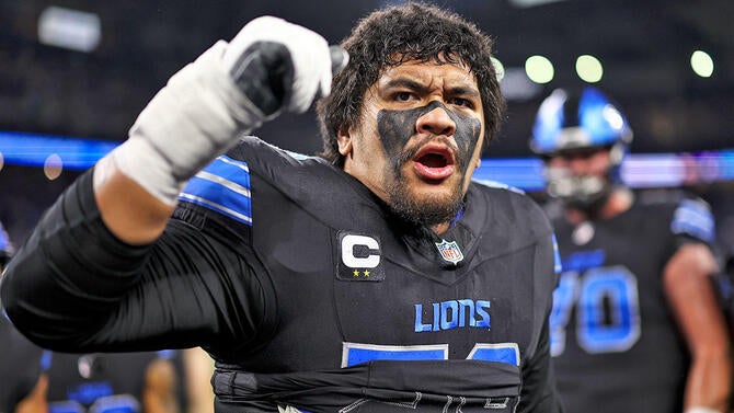 getty-penei-sewell-lions.jpg