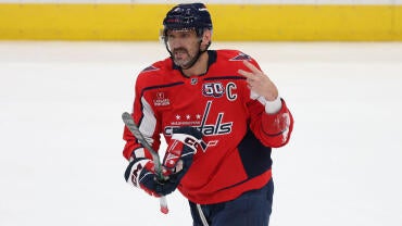 alex-ovechkin-deuces.jpg