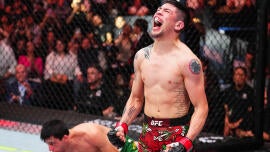 UFC Fight Night results, highlights: Brandon Moreno finally breaks through on home soil for win