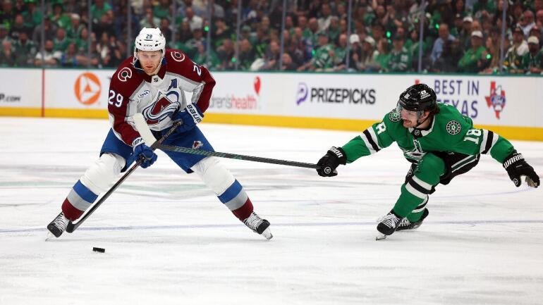 mackinnon-steel-game6-getty-cbs.jpg