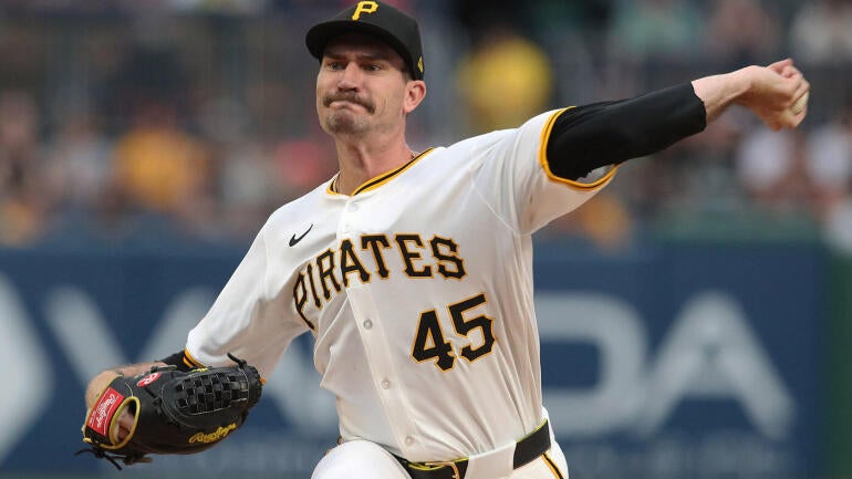 MLB: St. Louis Cardinals at Pittsburgh Pirates