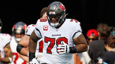 Tampa Bay Buccaneers v Los Angeles Chargers