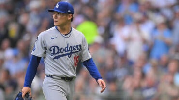 Los Angeles Dodgers v Milwaukee Brewers