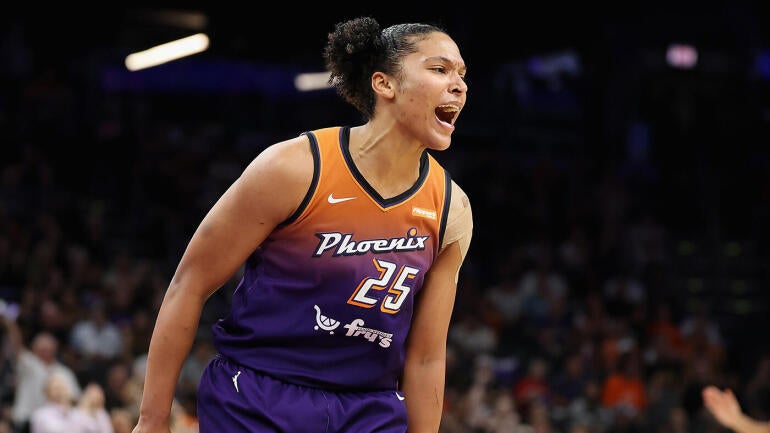 Indiana Fever v Phoenix Mercury