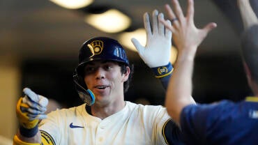 Pittsburgh Pirates v Milwaukee Brewers