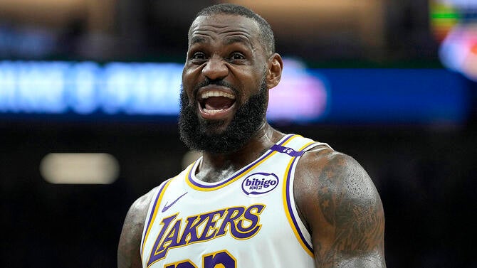 lebron-james-lakers-g.jpg