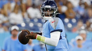 Pittsburgh Pirates v Milwaukee Brewers