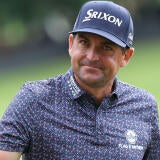 keegan-bradley-thumbs-fedex-cup-g.jpg
