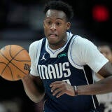 olivier-maxence-prosper-mavericks-g.jpg