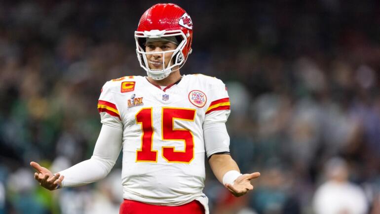 patrick-mahomes-cbs.jpg