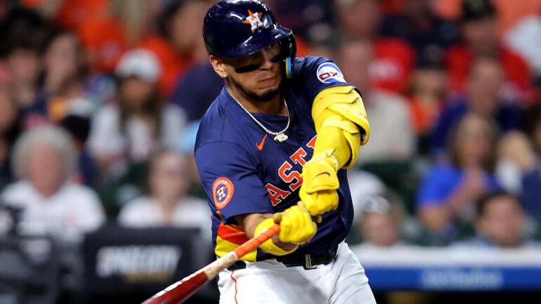 isaac-paredes.jpg