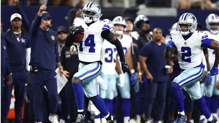 NFL: Green Bay Packers at Dallas Cowboys