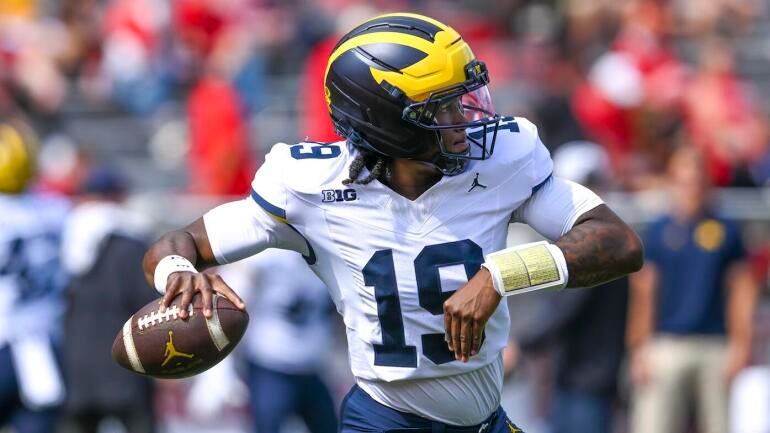 COLLEGE FOOTBALL: SEP 20 Michigan at Nebraska